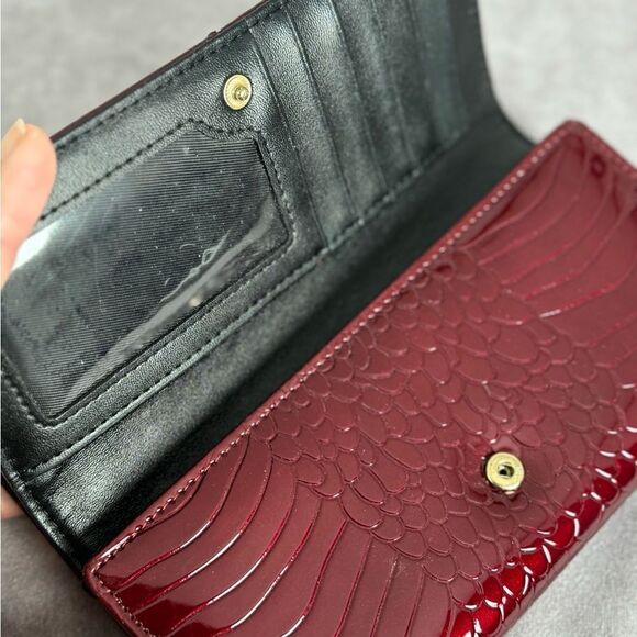 Danbury Mint Wine Embossed Leather Bag with Wallet - Picture 13 of 15